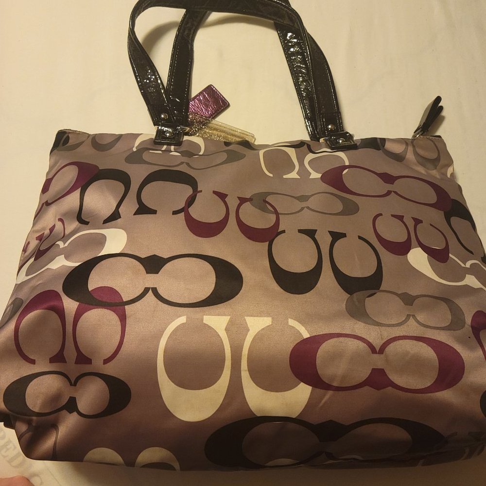 Authentic purses - Picture 2 of 9